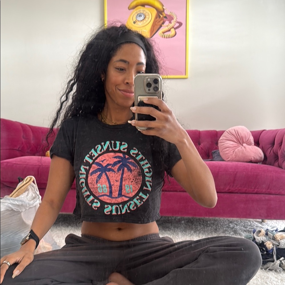 Women's Black Graphic Crop Top